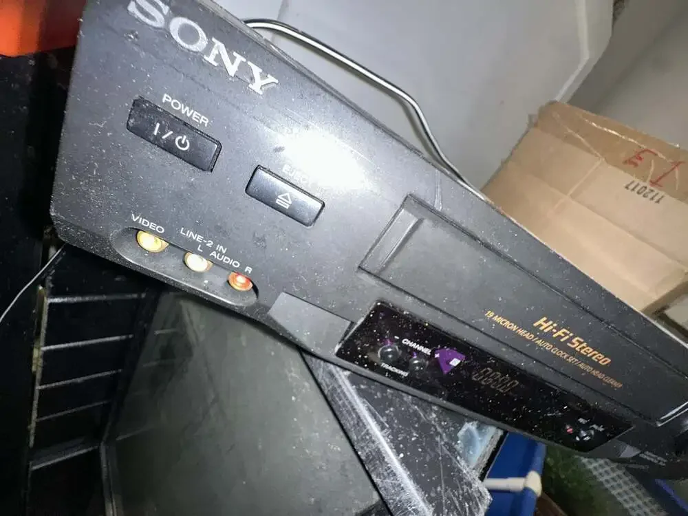 Sony SLV-N51 Hi-Fi Stereo VHS Video Cassette Recorder